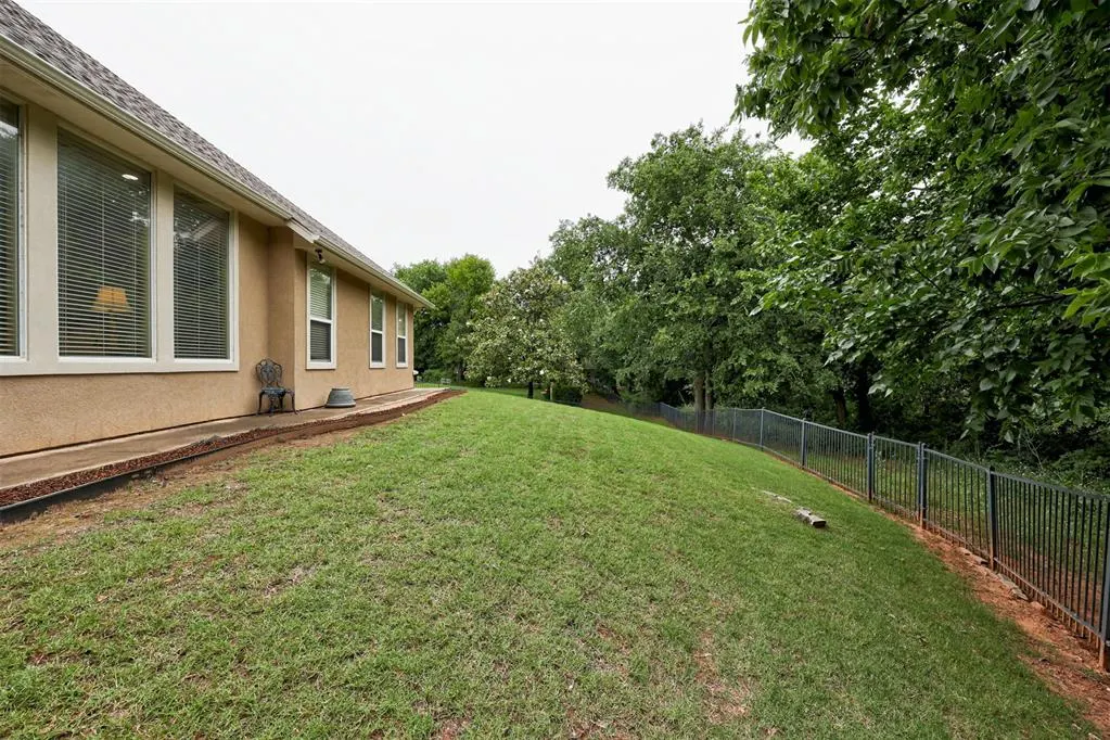 Photo 34 — 3809 Woodshadow Road, Edmond, OK 73003