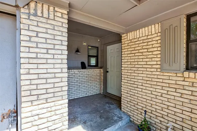 Photo 5 — 245 NW 80th Corner, Oklahoma City, OK 73114