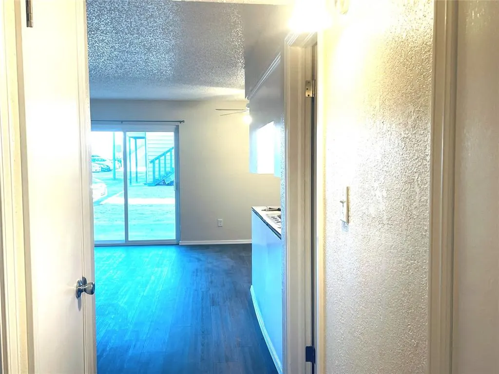 Photo 13 — 1407 Glen Oaks Court 2, Norman, OK 73071