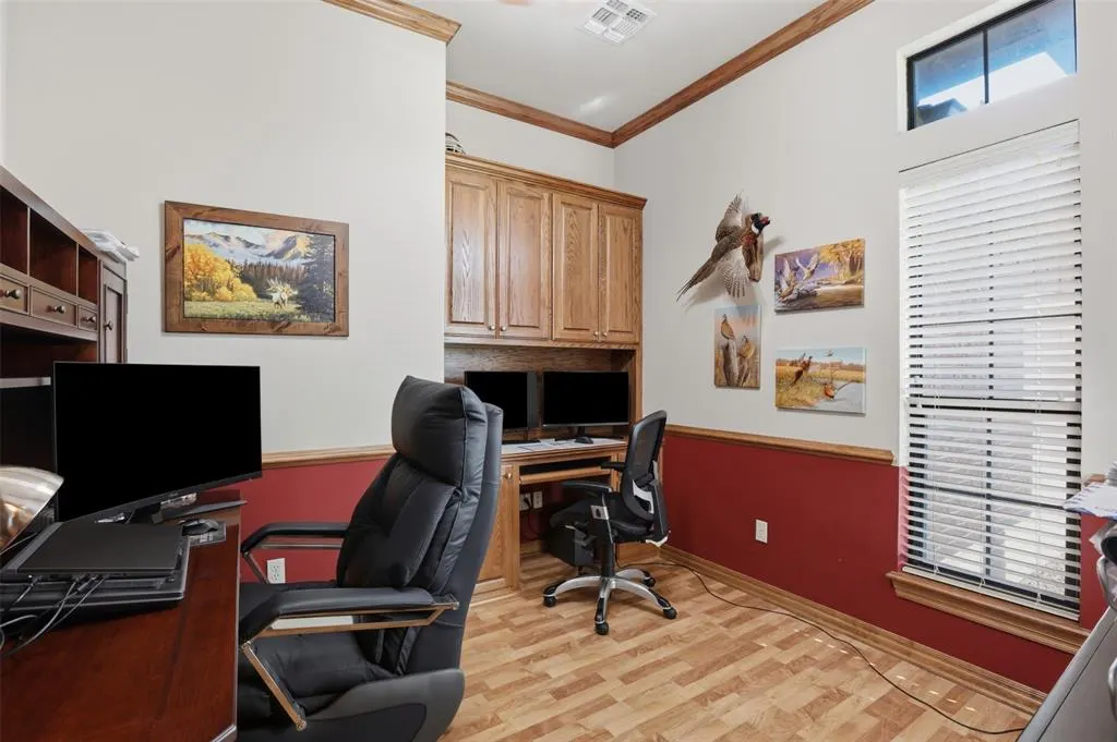 Photo 6 — 10636 NW 40th Street, Yukon, OK 73099