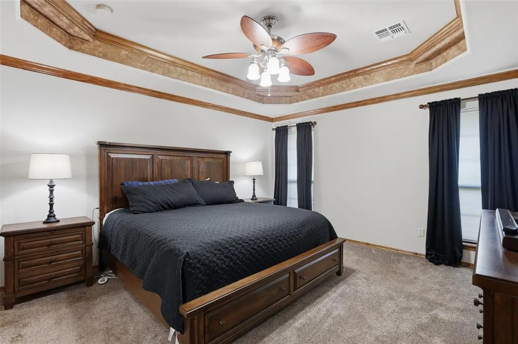 Photo 21 — 10636 NW 40th Street, Yukon, OK 73099