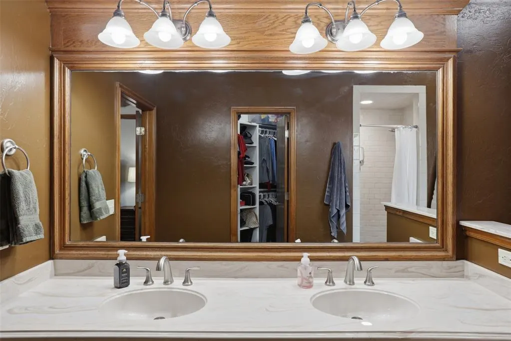 Photo 25 — 10636 NW 40th Street, Yukon, OK 73099