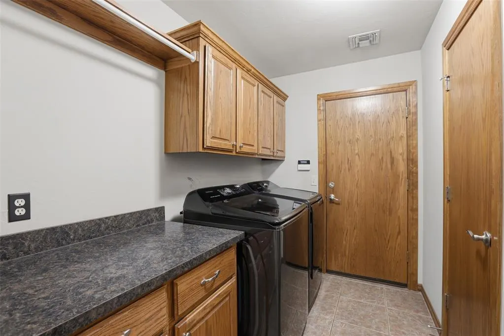 Photo 38 — 10636 NW 40th Street, Yukon, OK 73099