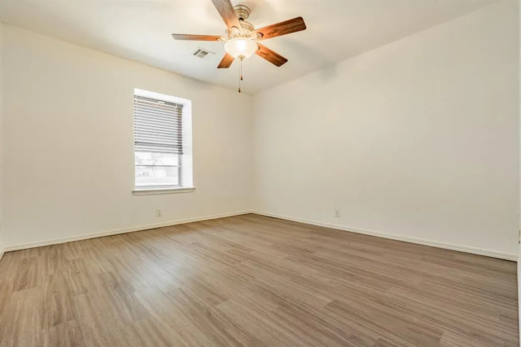 Photo 13 — 1006 W Neptune Road, Edmond, OK 73003