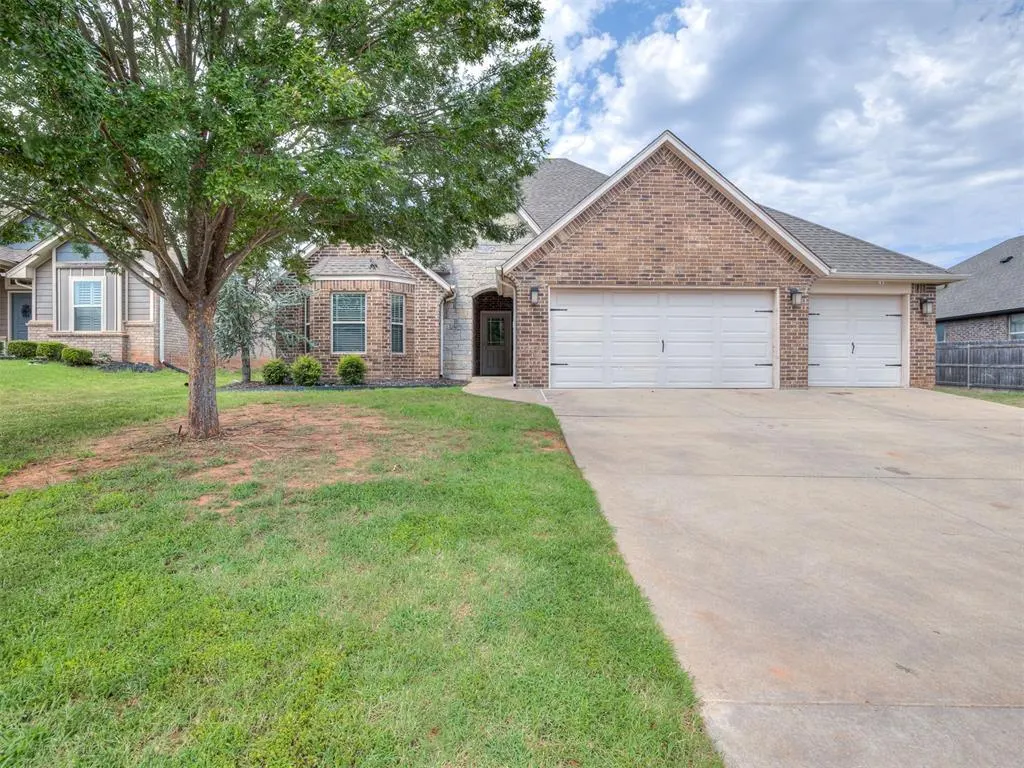 Front exterior — 2409 Santa Monica Drive, Edmond, OK 73034