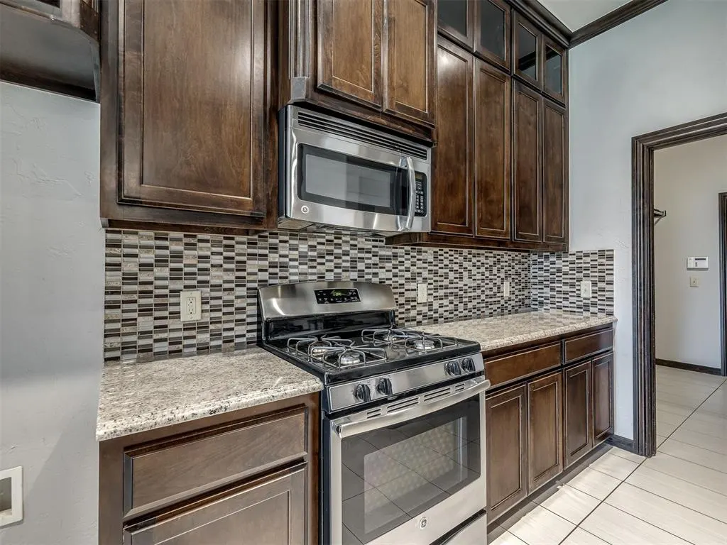 Photo 15 — 2409 Santa Monica Drive, Edmond, OK 73034