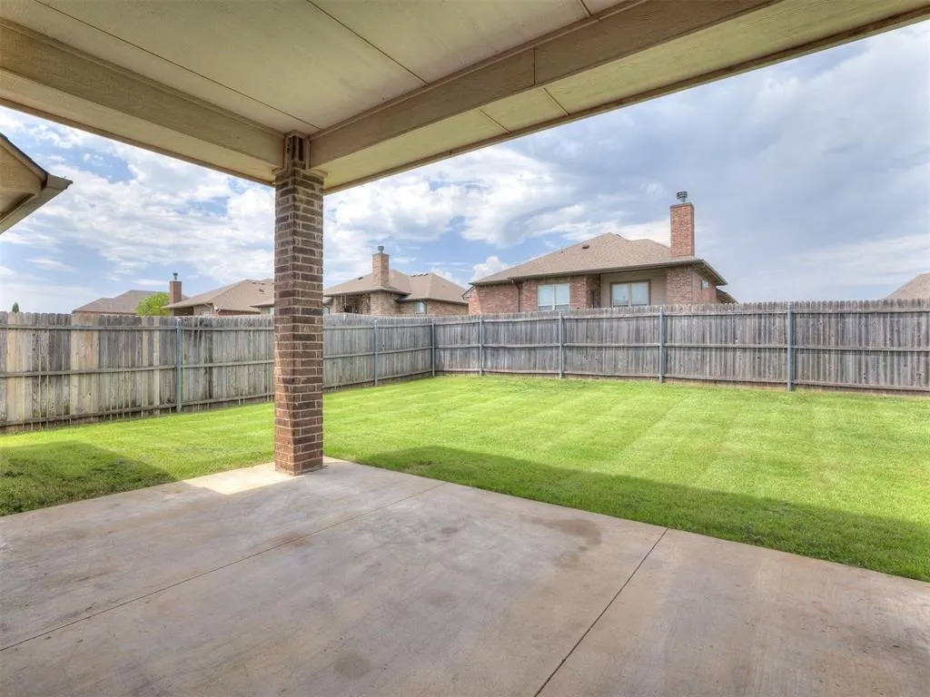 Photo 33 — 2409 Santa Monica Drive, Edmond, OK 73034