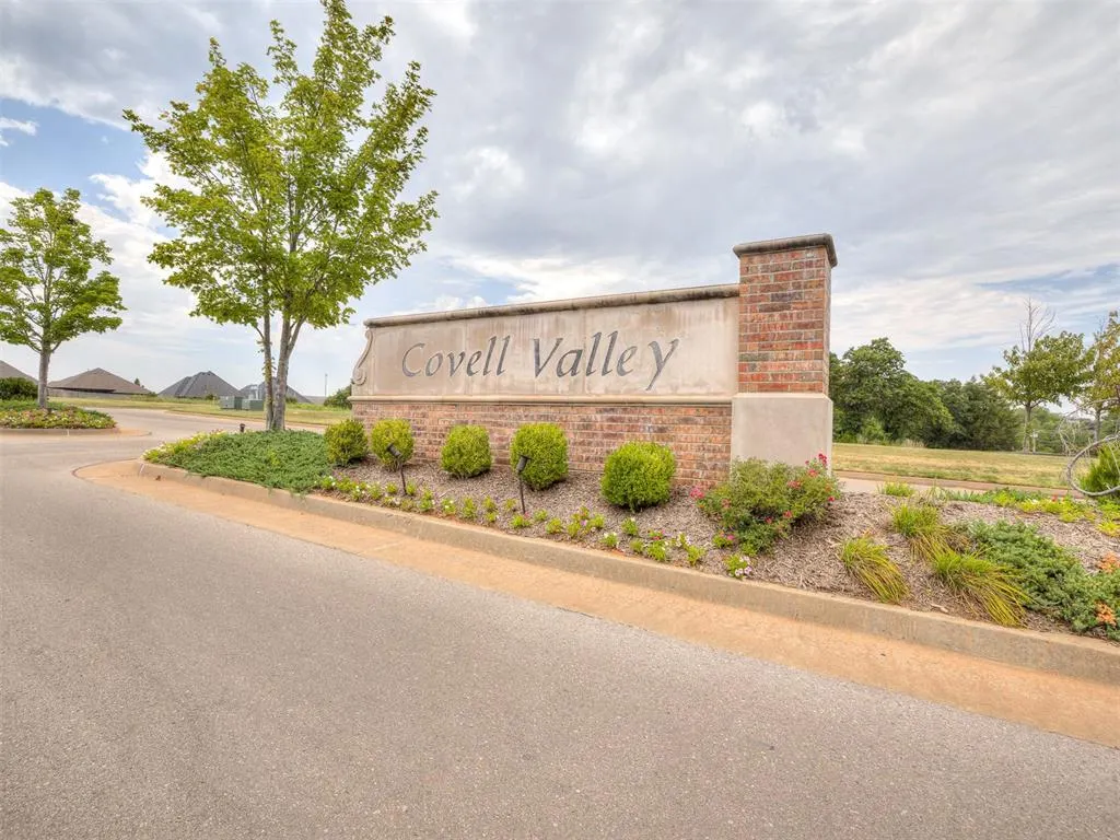 Photo 36 — 2409 Santa Monica Drive, Edmond, OK 73034