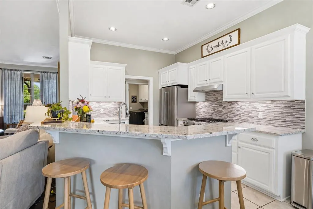 Photo 8 — 805 Fairfax Lane, El Reno, OK 73036