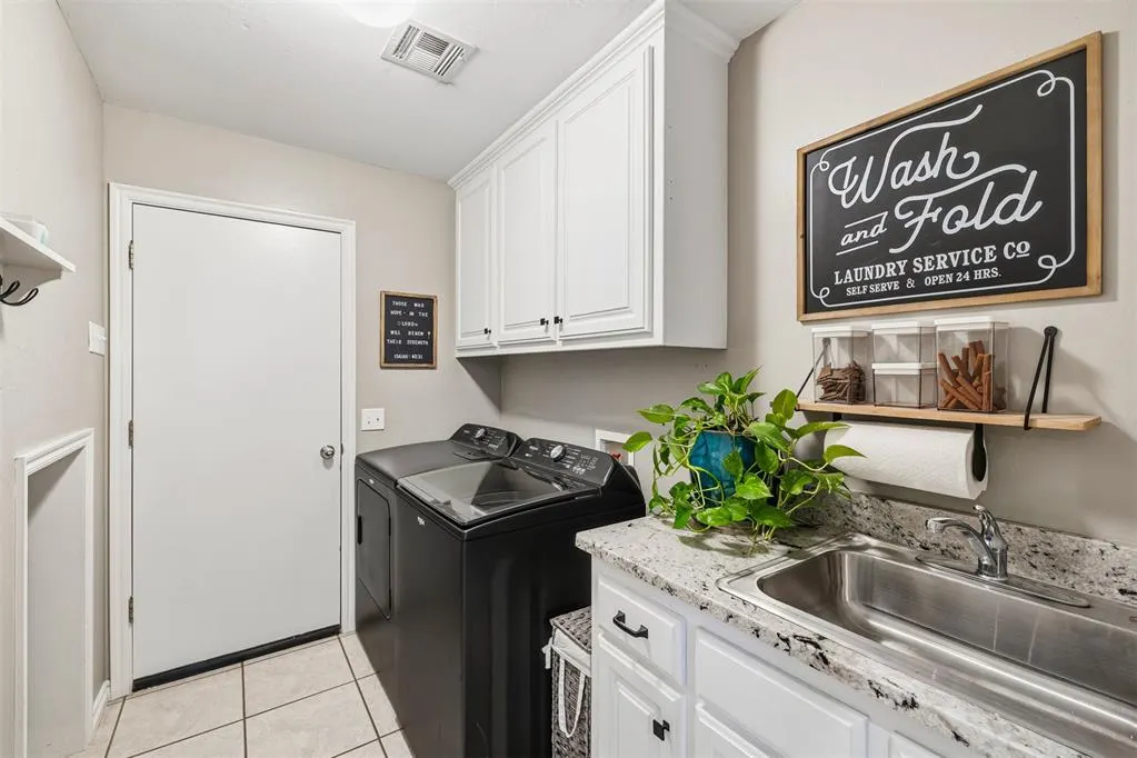 Photo 11 — 805 Fairfax Lane, El Reno, OK 73036