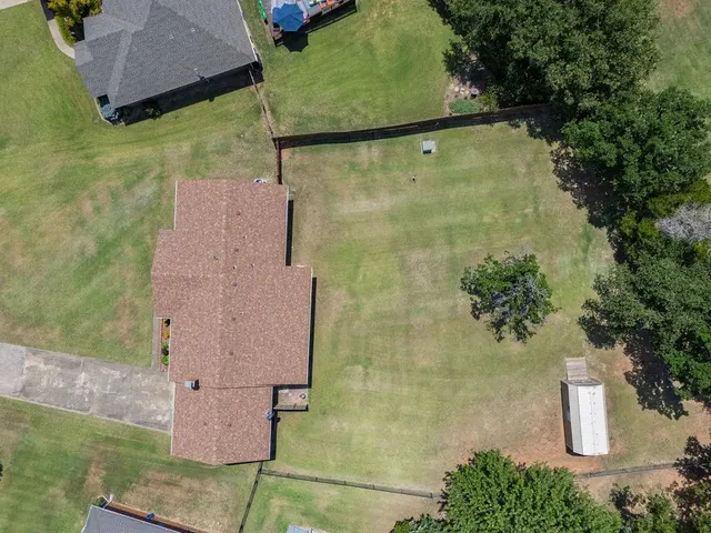 Photo 4 — 1109 W Washington Circle, Tecumseh, OK 74873