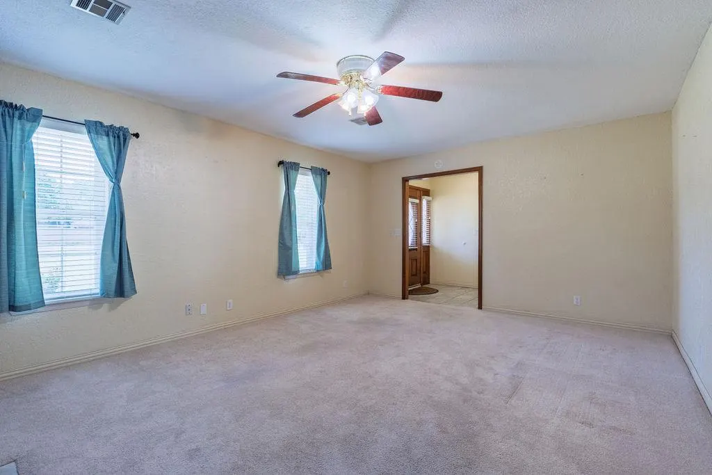 Photo 9 — 1109 W Washington Circle, Tecumseh, OK 74873