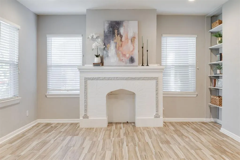 Photo 9 — 832 NW 35th Street, Oklahoma City, OK 73118