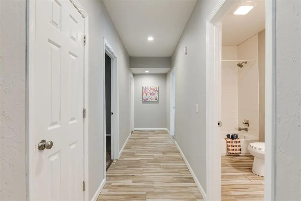 Photo 23 — 832 NW 35th Street, Oklahoma City, OK 73118