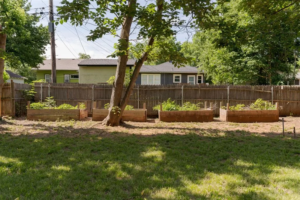 Photo 47 — 832 NW 35th Street, Oklahoma City, OK 73118