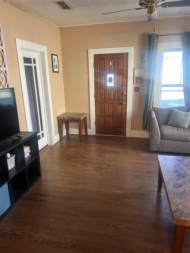 Photo 3 — 518 S Penn Avenue, Mangum, OK 73554