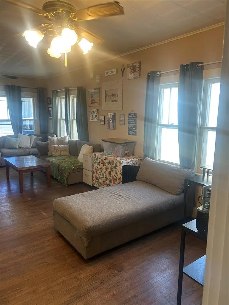 Photo 4 — 518 S Penn Avenue, Mangum, OK 73554