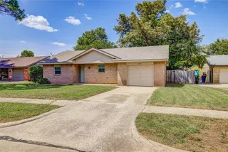 Sold home at 1517 Willowcliff Court