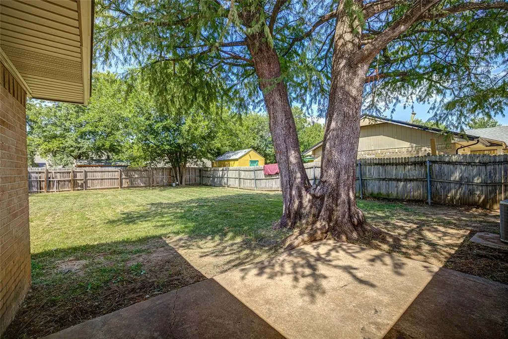 Photo 21 — 1517 Willowcliff Court, Norman, OK 73071