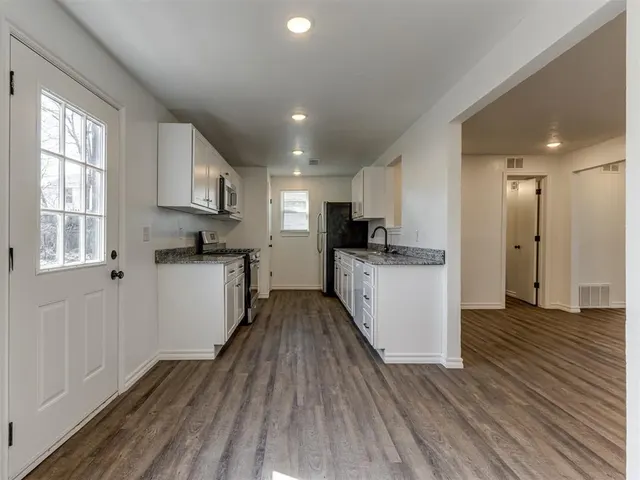 Photo 5 — 2400 NW 21 Street, Oklahoma City, OK 73107