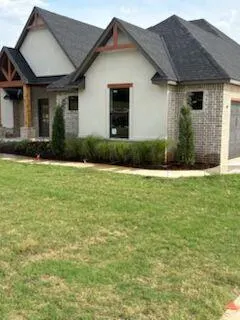 Photo 3 — 11824 Setenta Grove Circle, Oklahoma City, OK 73150