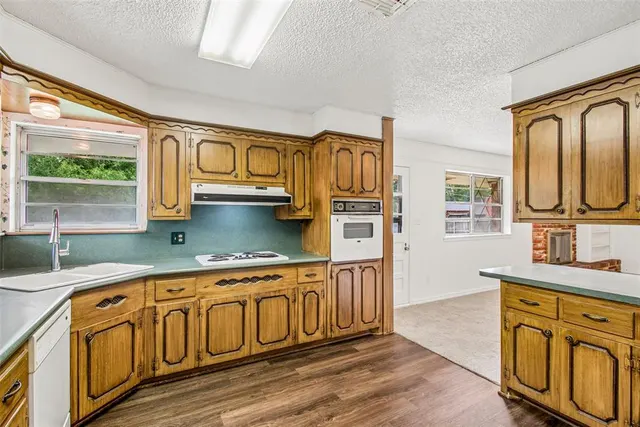 Photo 2 — 3504 N Ann Arbor Place, Oklahoma City, OK 73122