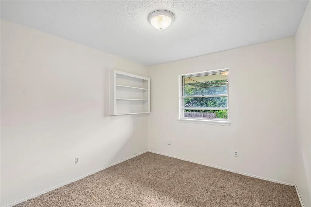 Photo 4 — 3504 N Ann Arbor Place, Oklahoma City, OK 73122