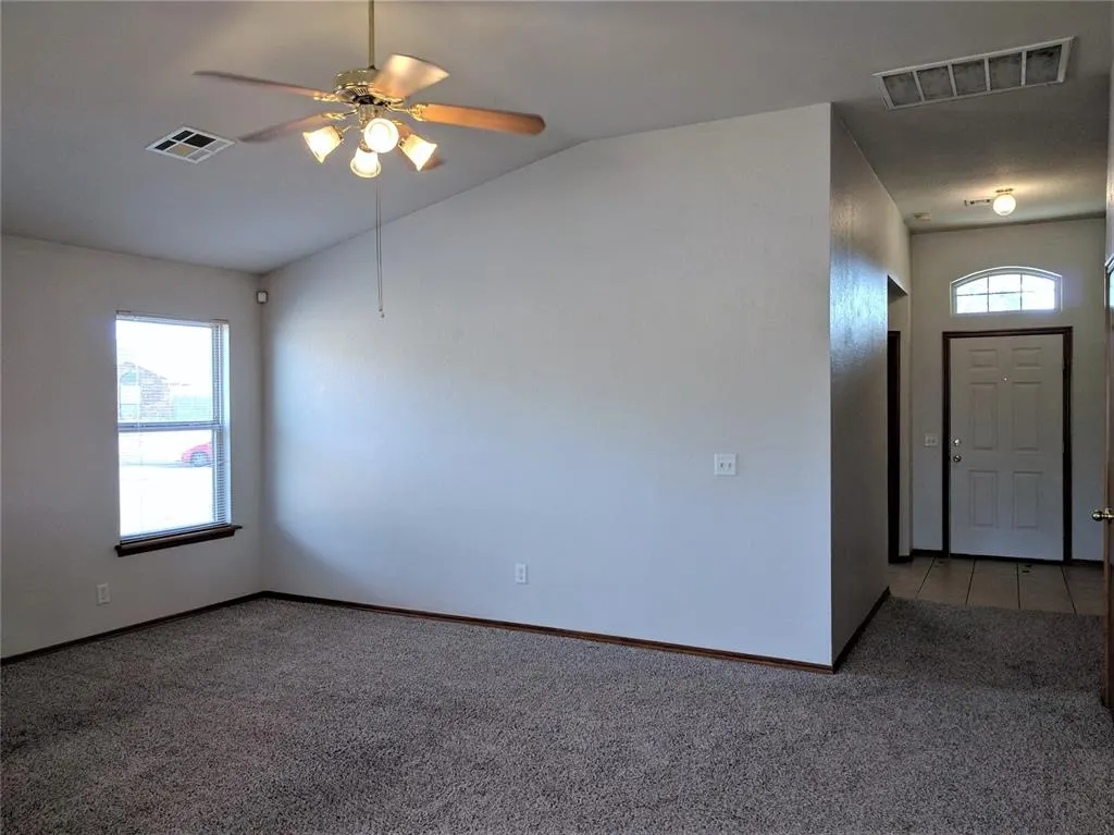 Photo 8 — 2821 East Lake Drive, Norman, OK 73071