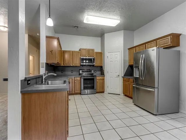 Photo 8 — 2131 NW 155th Street, Edmond, OK 73013