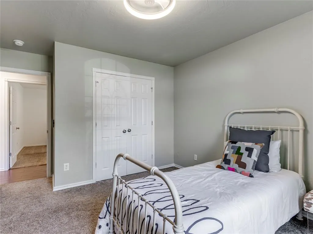Photo 21 — 1916 N Shawnee Trail, Choctaw, OK 73020