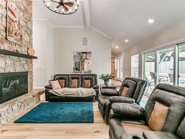 Photo 6 — 1103 Sunny Brook Drive, Edmond, OK 73034