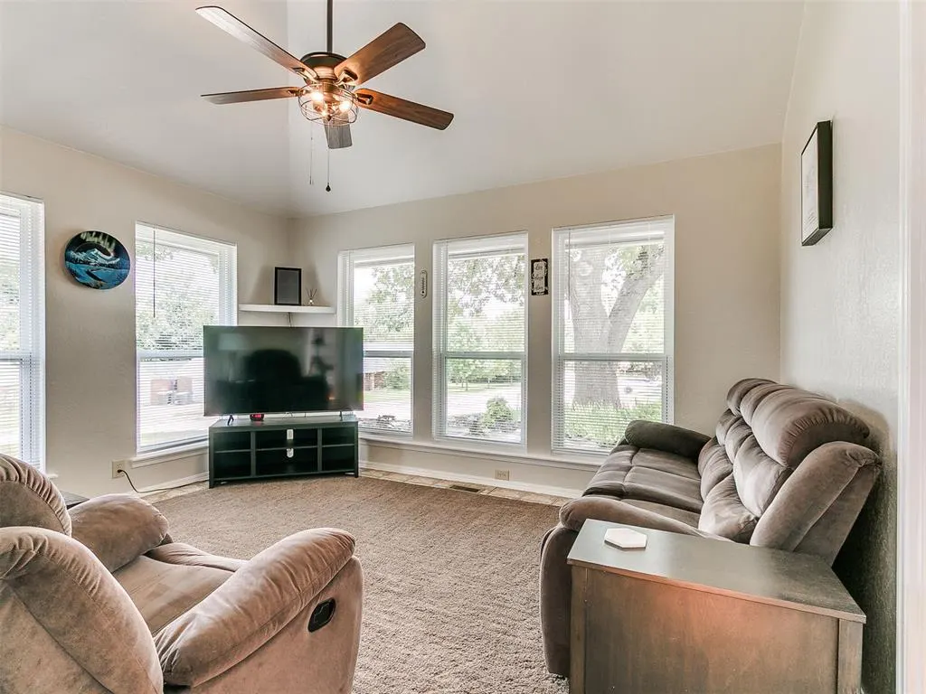Photo 9 — 1103 Sunny Brook Drive, Edmond, OK 73034