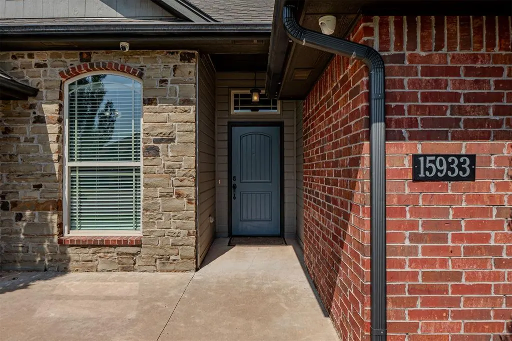 Photo 2 — 15933 Positano Drive, Edmond, OK 73013