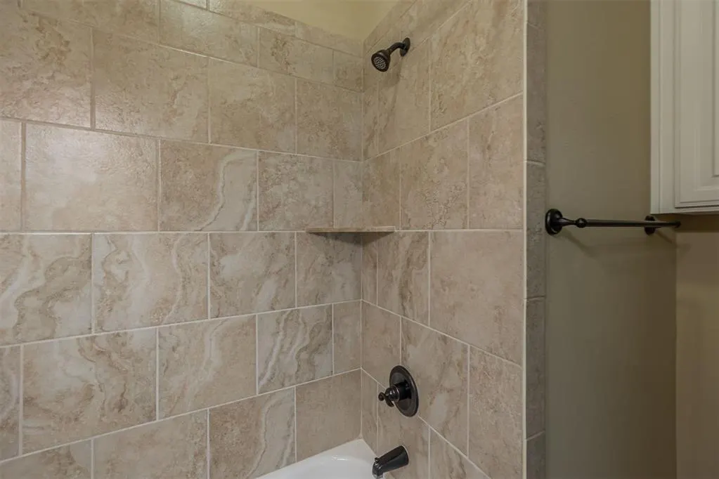 Photo 32 — 15933 Positano Drive, Edmond, OK 73013