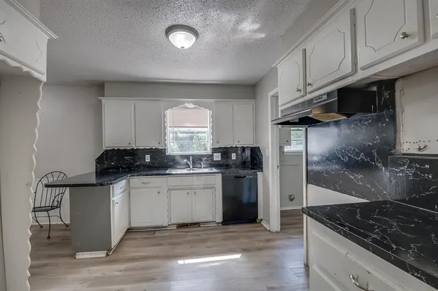 Photo 8 — 9305 S Winston Way, Oklahoma City, OK 73139