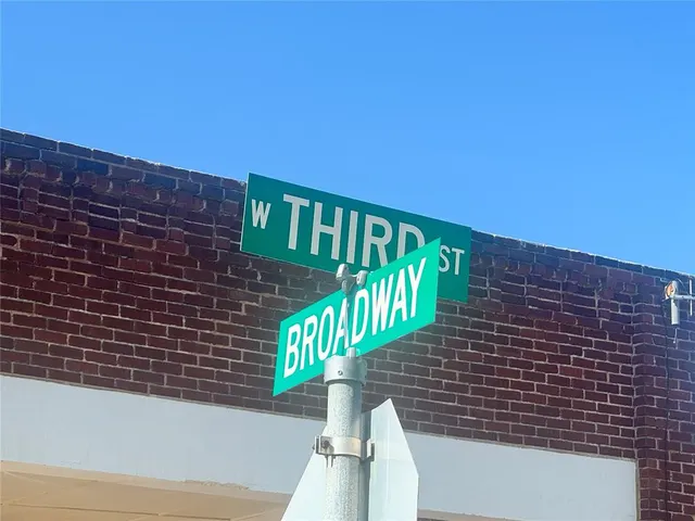 Photo 5 — 307 N Broadway, Davenport, OK 74026