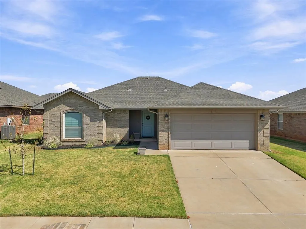 Front exterior — 9101 SW 48th Terrace, Oklahoma City, OK 73179