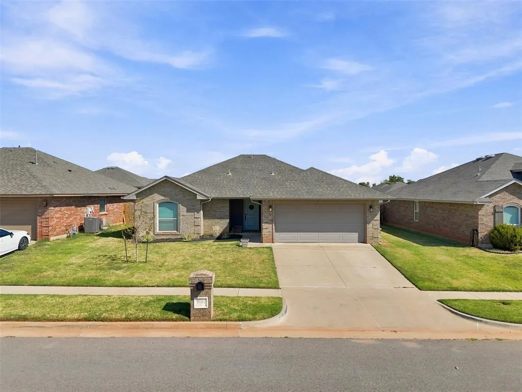 Photo 2 — 9101 SW 48th Terrace, Oklahoma City, OK 73179