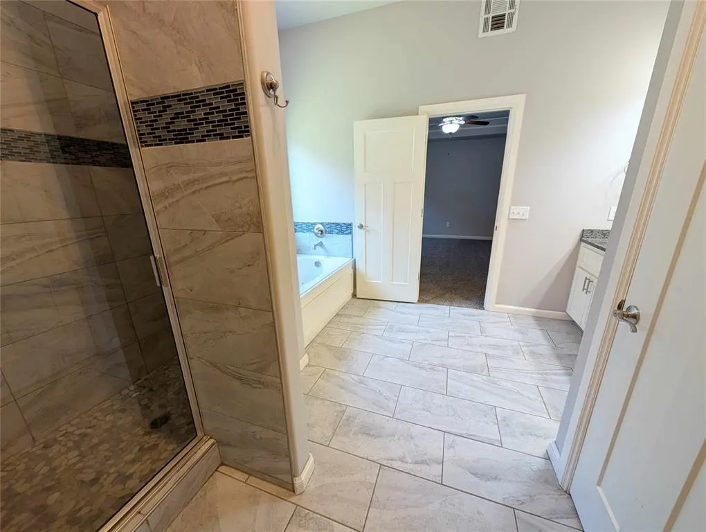 Photo 11 — 2349 Santa Monica Street, Edmond, OK 73034
