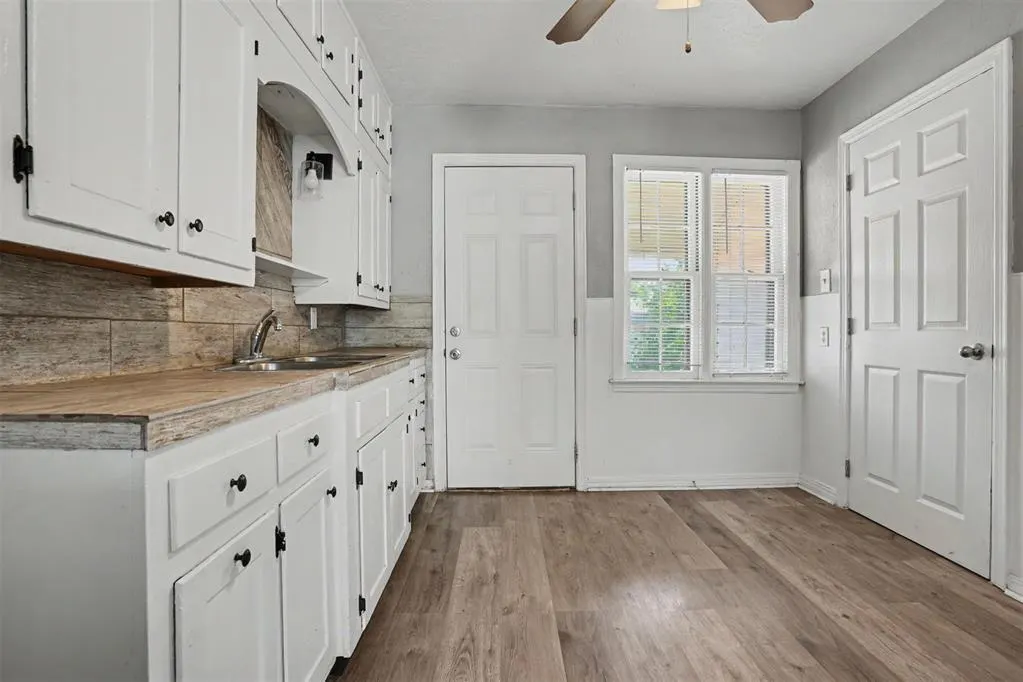 Photo 8 — 1016 E Liveoak Street, Altus, OK 73521