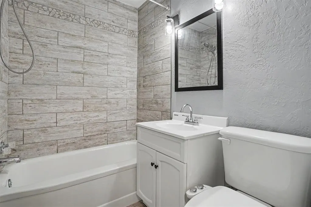 Photo 16 — 1016 E Liveoak Street, Altus, OK 73521
