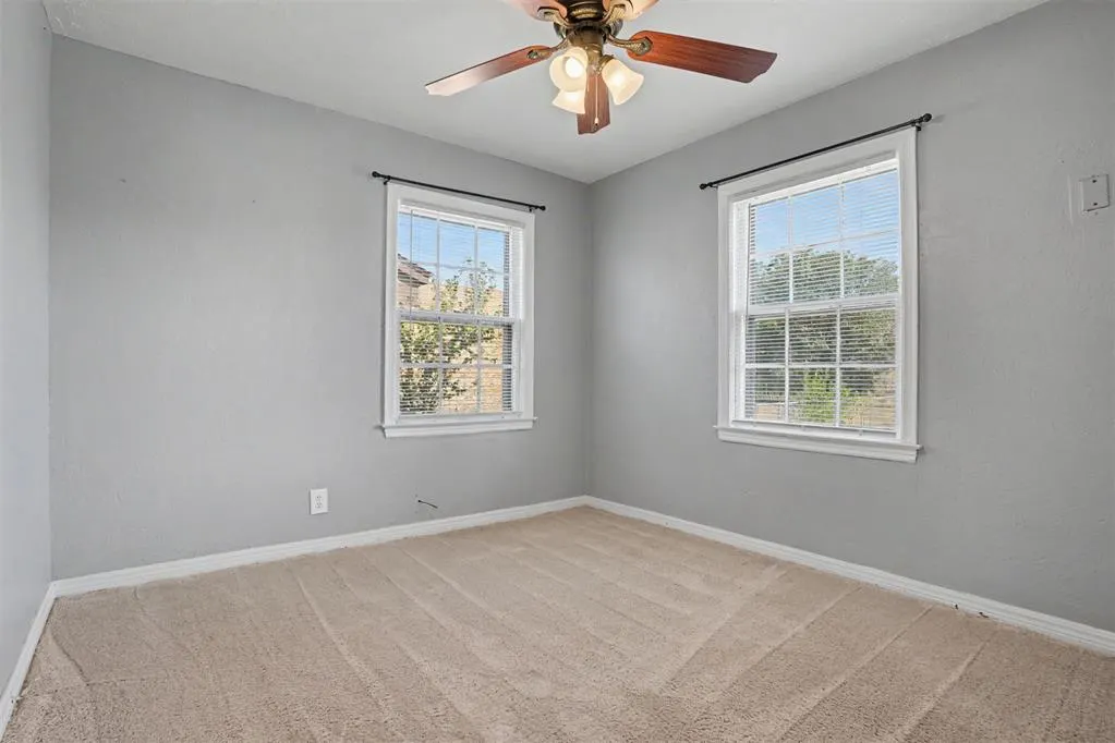 Photo 18 — 1016 E Liveoak Street, Altus, OK 73521