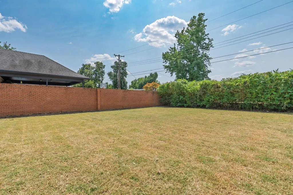 Photo 12 — 1848 N Pennsylvania Avenue, Shawnee, OK 74804