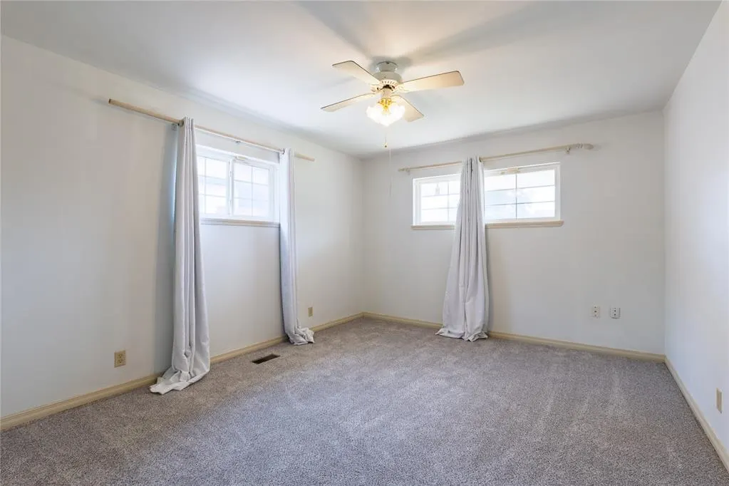 Photo 43 — 1848 N Pennsylvania Avenue, Shawnee, OK 74804