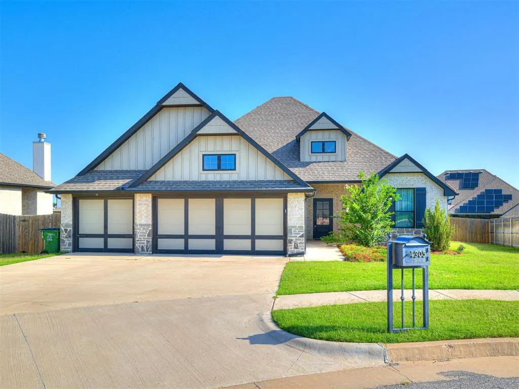 Front exterior — 4305 NW 156th Place, Edmond, OK 73013