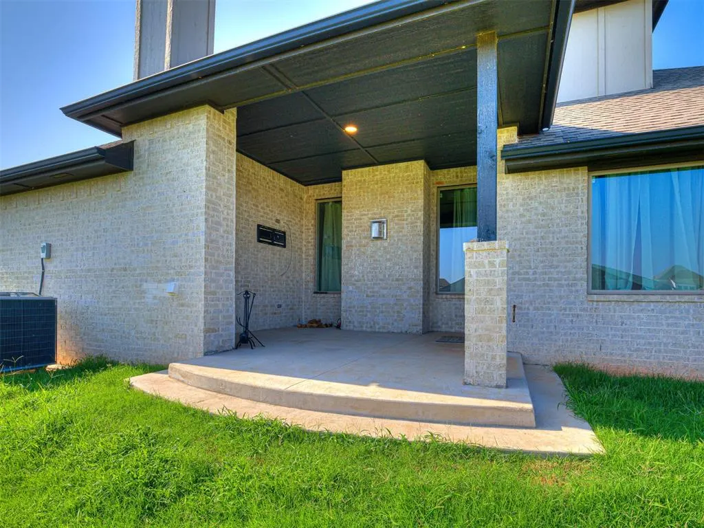 Photo 5 — 4305 NW 156th Place, Edmond, OK 73013