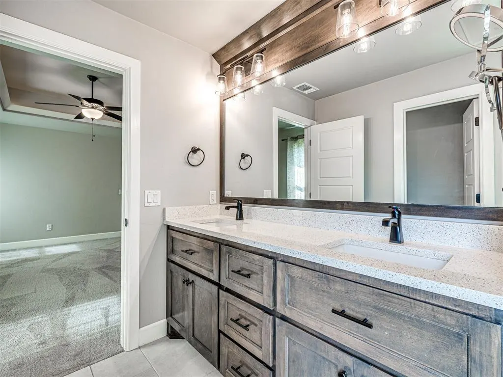 Photo 31 — 4305 NW 156th Place, Edmond, OK 73013
