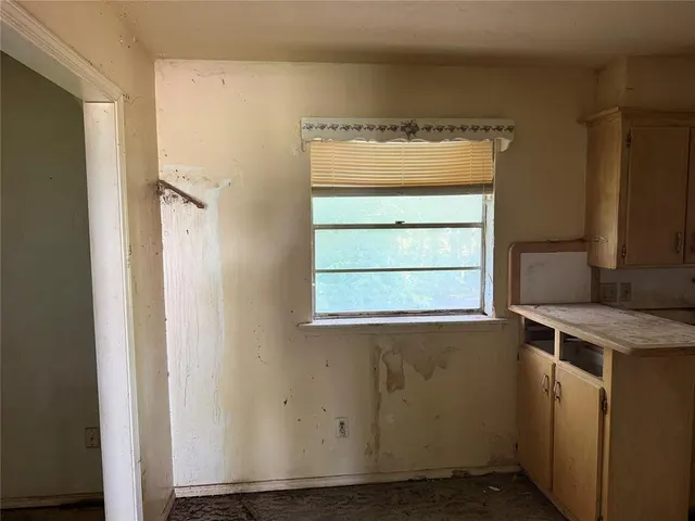 Photo 4 — 1340 SW 77th Place, Oklahoma City, OK 73159