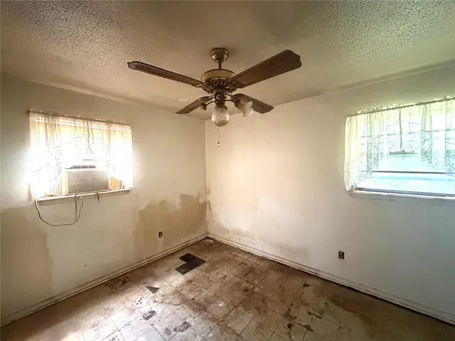 Photo 6 — 1340 SW 77th Place, Oklahoma City, OK 73159