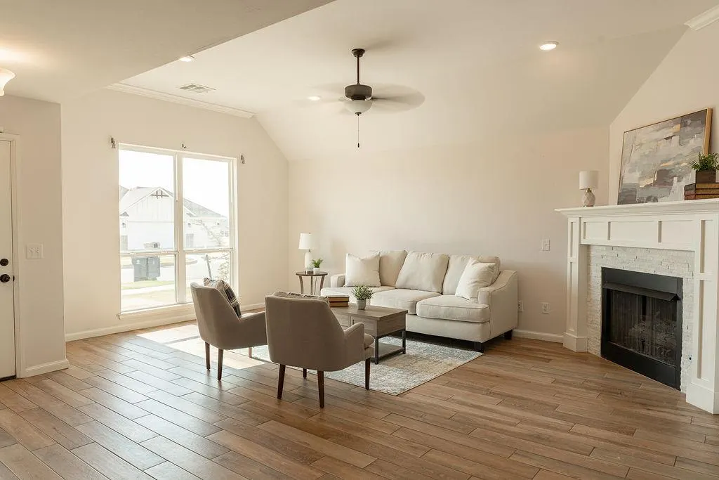 Photo 9 — 18340 Autumn Grove Drive, Edmond, OK 73012